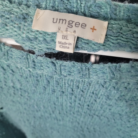 Umgee distressed sweater 1XL - Picture 2 of 4